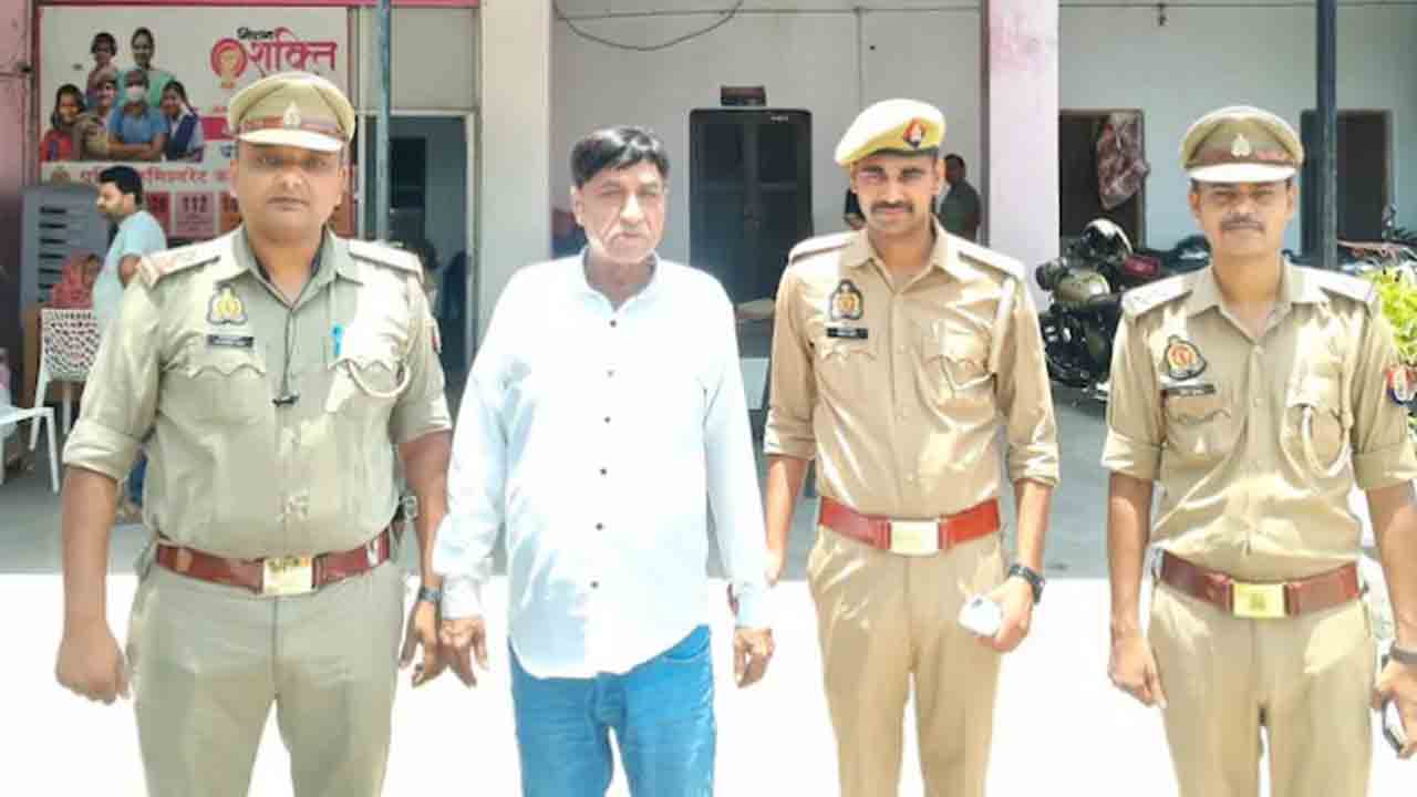Jeweller Rapes Sales Girl | జ్యుయలరీ షాపులో పని చేసే యువతిపై.. యజమాని అత్యాచారం