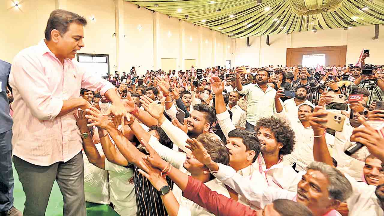 హైడ్రాతో కాంగ్రెస్‌ దుర్మార్గాలు