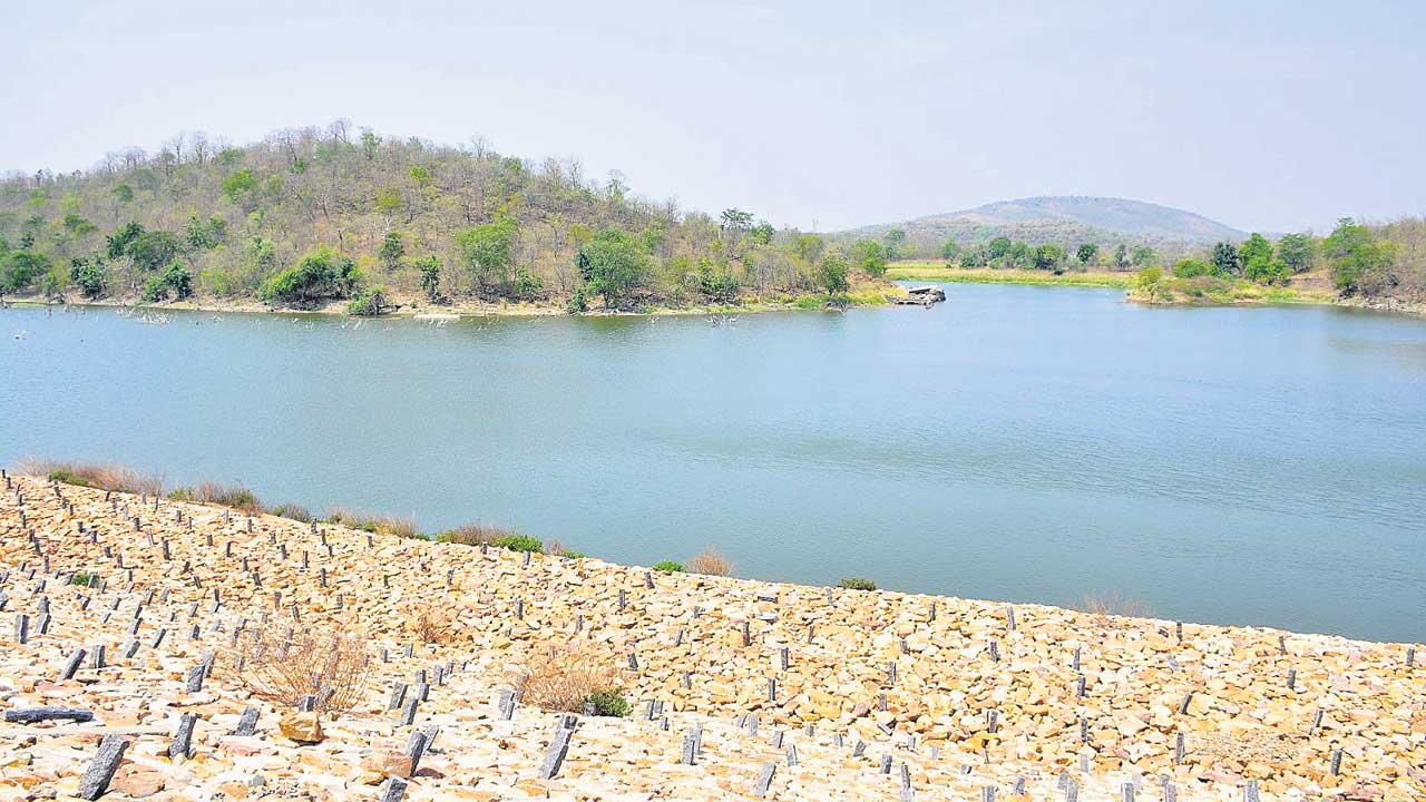 రోళ్లవా ప్రాజెక్టుపై కాంగ్రెస్‌ వివక్ష