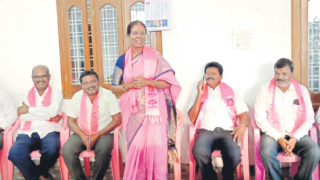 కార్యకర్తలే పార్టీకి బలం