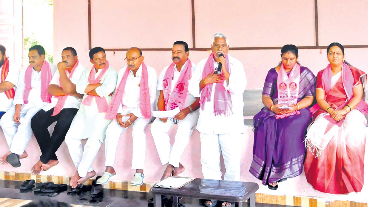 రాష్ర్టానికి భవిష్యత్‌ కేసీఆరే