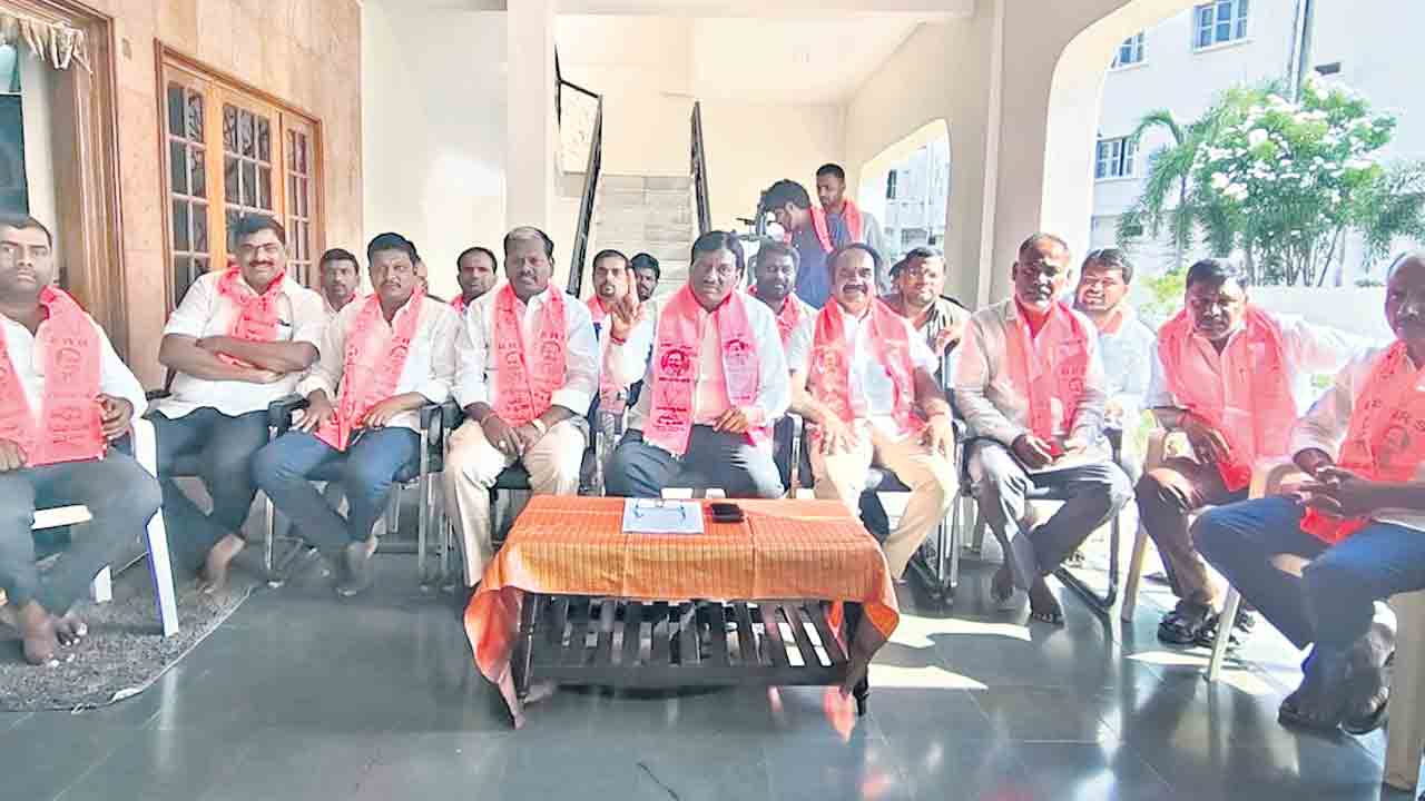 బోనస్ ఎగ్గొట్టే కుట్ర