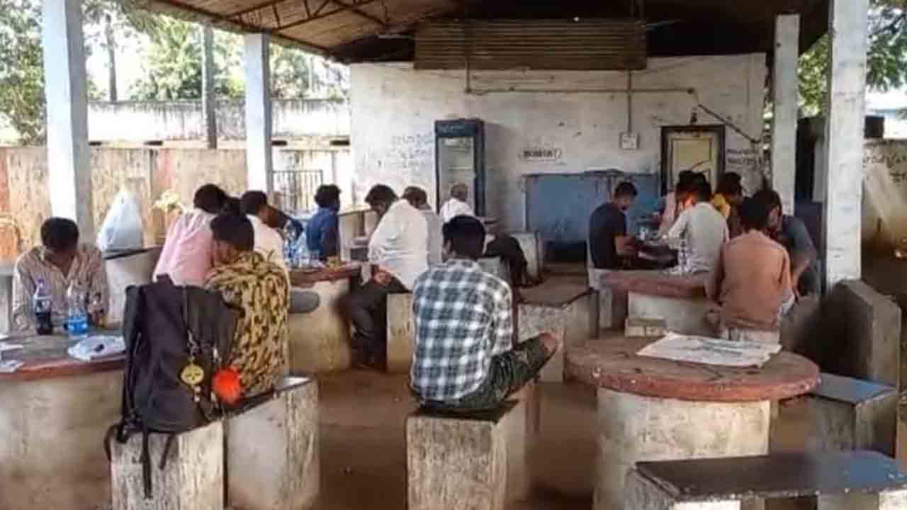 మద్యం సిండికేట్‌ దోపిడీ.. రూ.87.55 కోట్లు