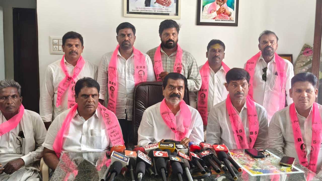 ప్రభుత్వ చర్యలను వ్యతిరేకిస్తున్నాం..
