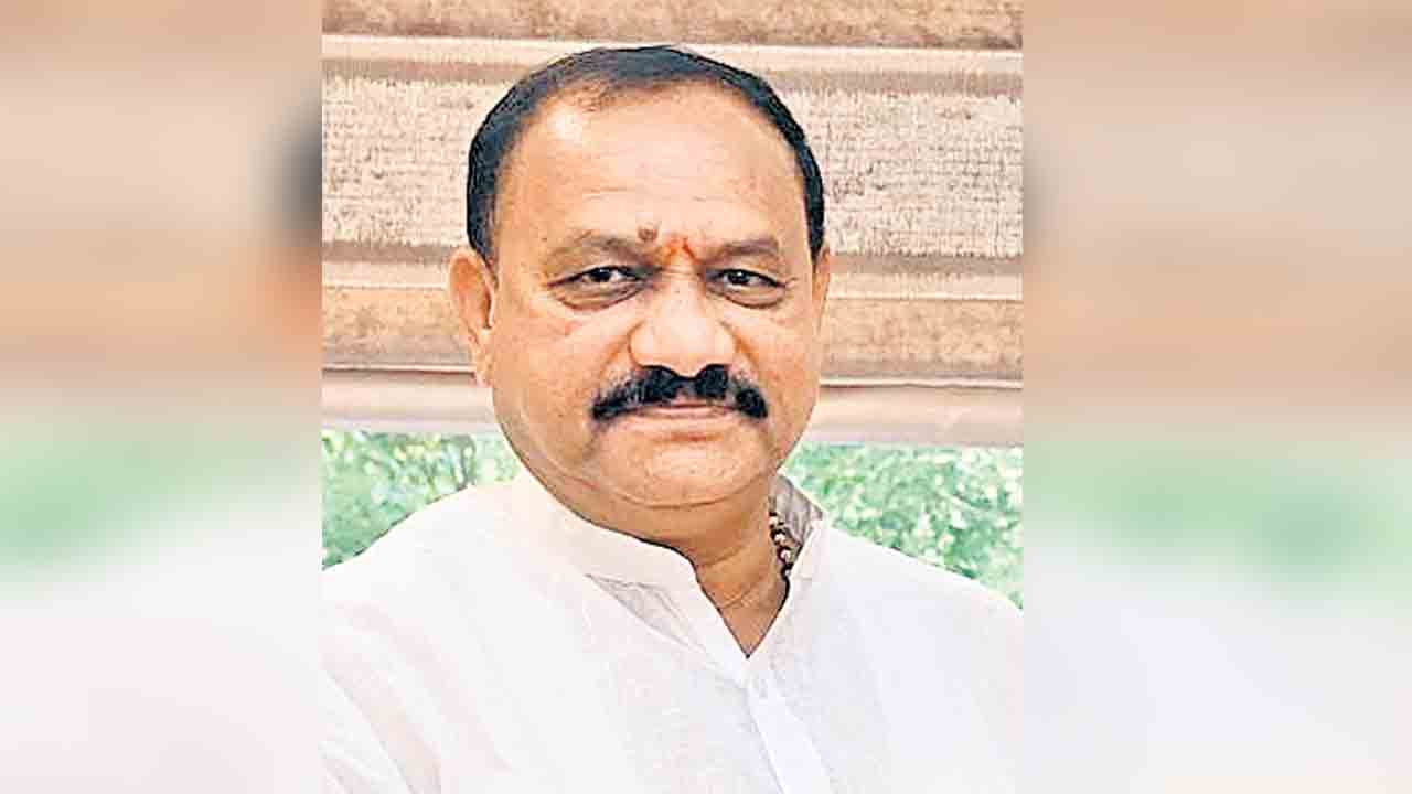 ఆర్‌ఎస్‌ఎస్‌ మూలాలున్న వారి వల్లే నీట్‌ లీకేజీ