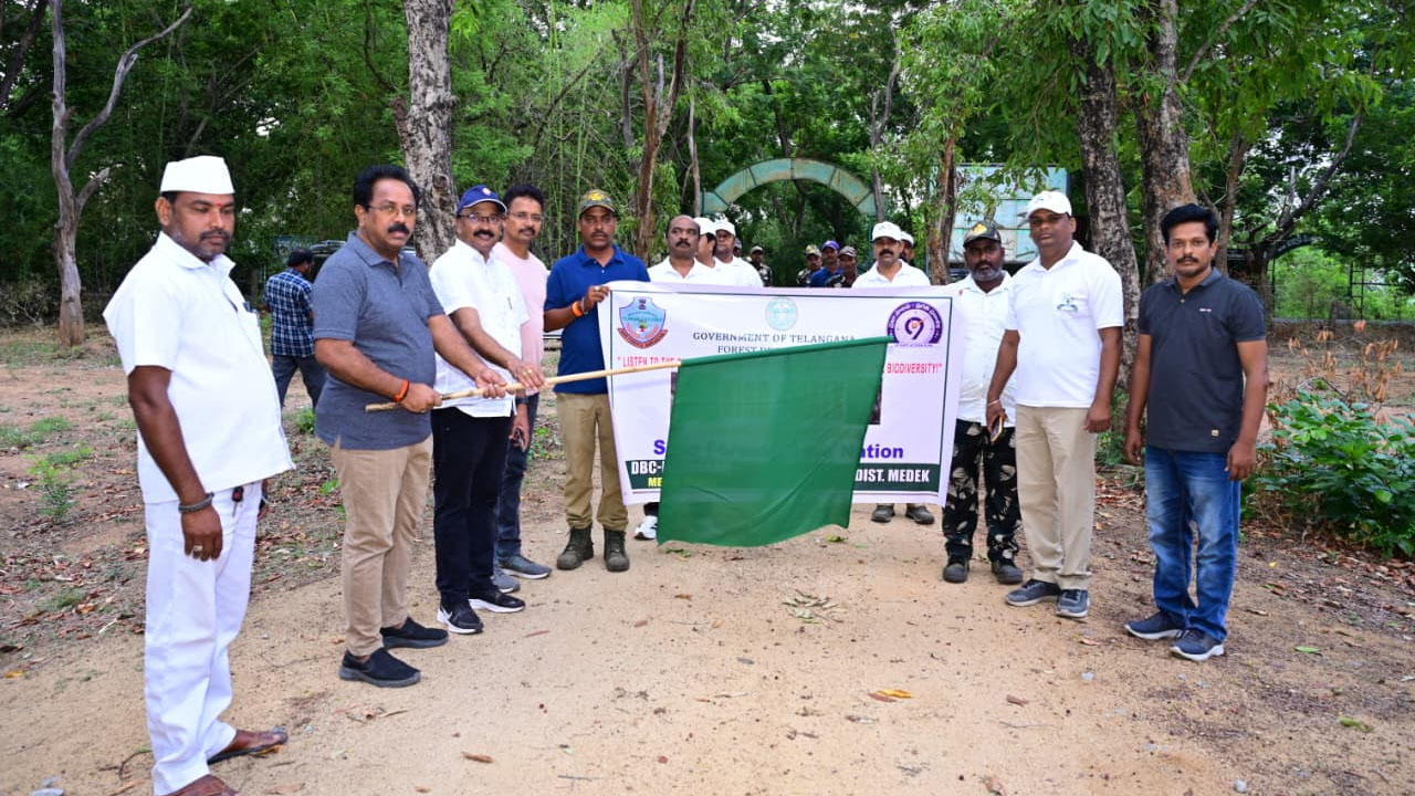 Birdwalk | ప్రకృతిని, పక్షులను సంరక్షించేందుకు బర్డ్‌వాక్‌ :  అదనపు కలెక్టర్‌