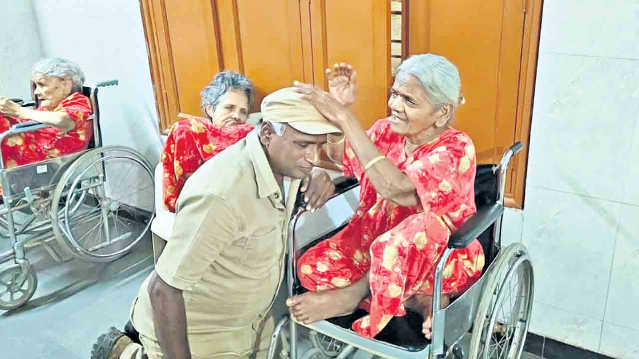 Mogilipalli Srinivas 3