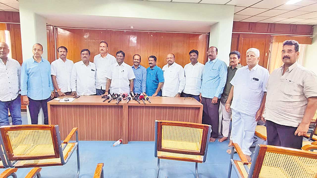 కేఎన్‌ఎం రకం ధాన్యం కొనుగోలు చేయం
