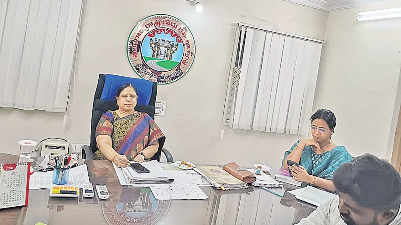 విలీనానికి ప్రభుత్వం సానుకూలం