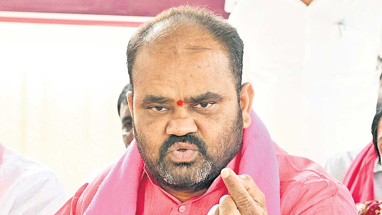 నల్లగొండకు సీఎం చేసిందేమిటో!