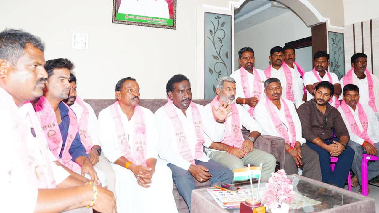 Gadwal District | నియోజకవర్గ ప్రజలను నిరాశపరిచిన సీఎం పర్యటన : బీఆర్‌ఎస్‌ నాయకుల ఆరోపణ