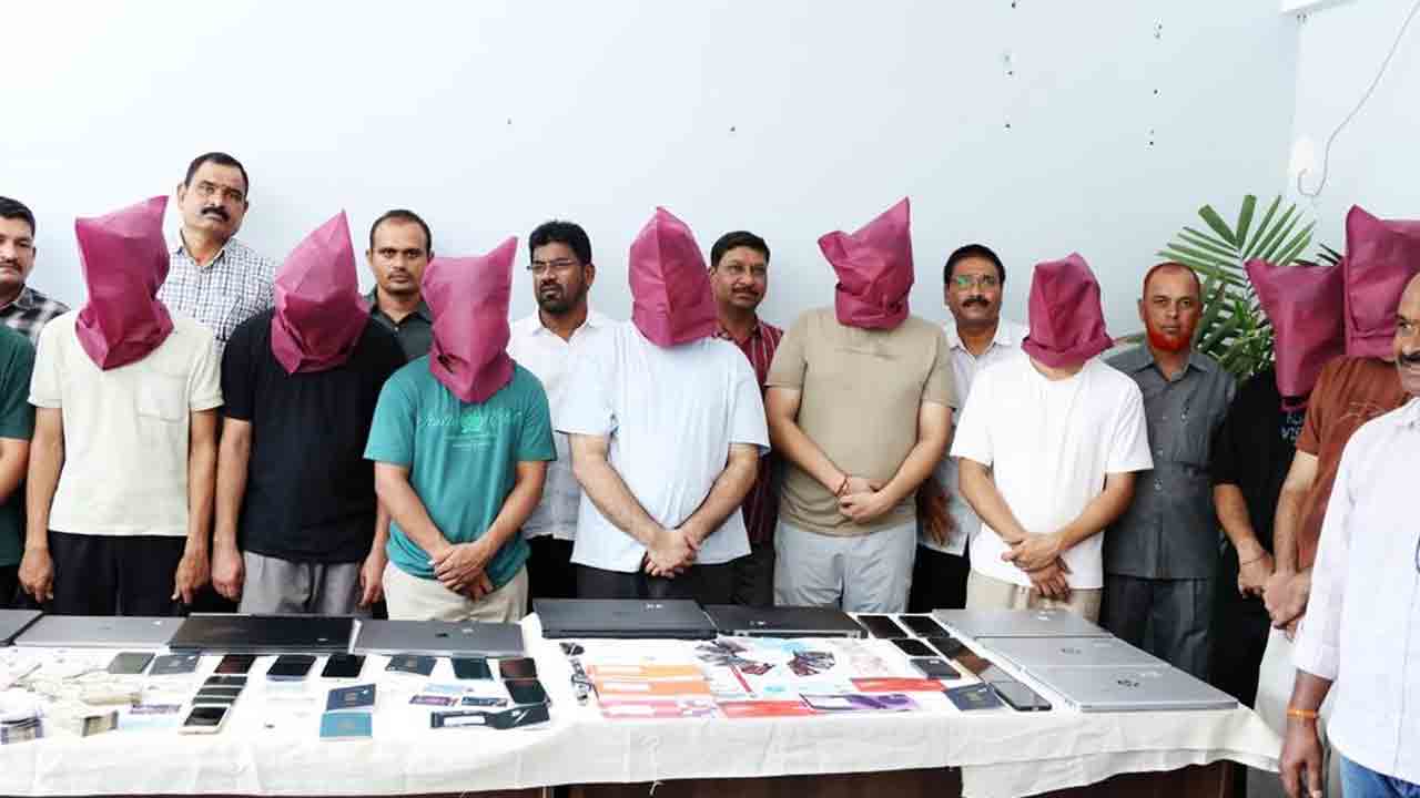 భారీ బెట్టింగ్‌ ముఠా గుట్టు రట్టు.. సీఐడీ స్పెషల్‌ ఆపరేషన్‌లో 11 మంది అరెస్టు