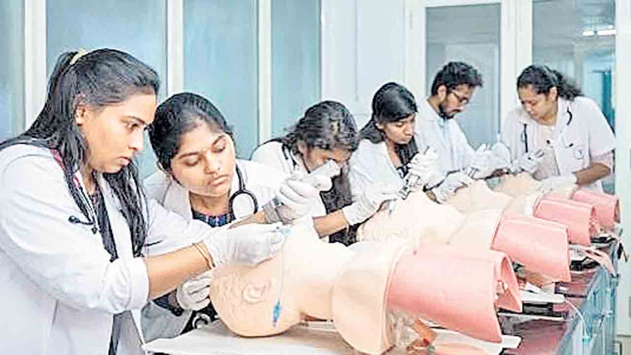 పీజీ డిప్లొమా వైద్య కోర్సుల తొలగింపు