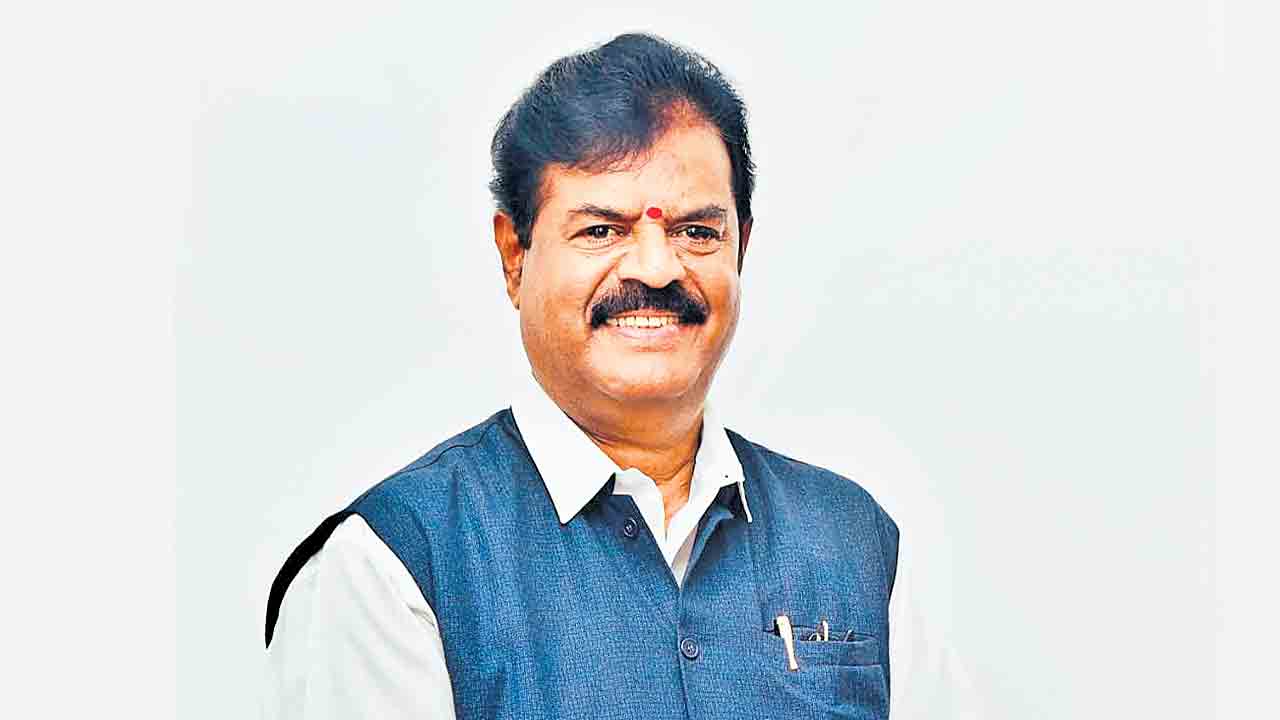 30 కేటగిరీల్లో అవార్డులు