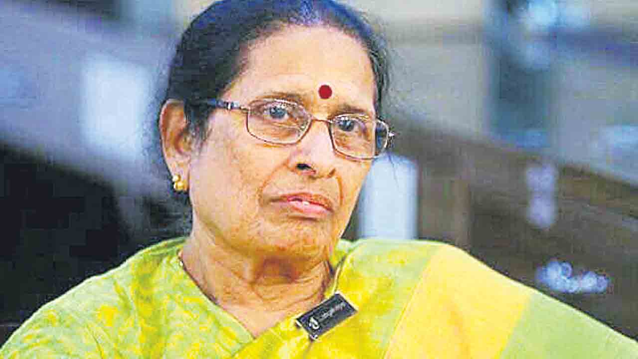 కుక్కలు చింపిన విస్తరిలా రాష్ట్రం