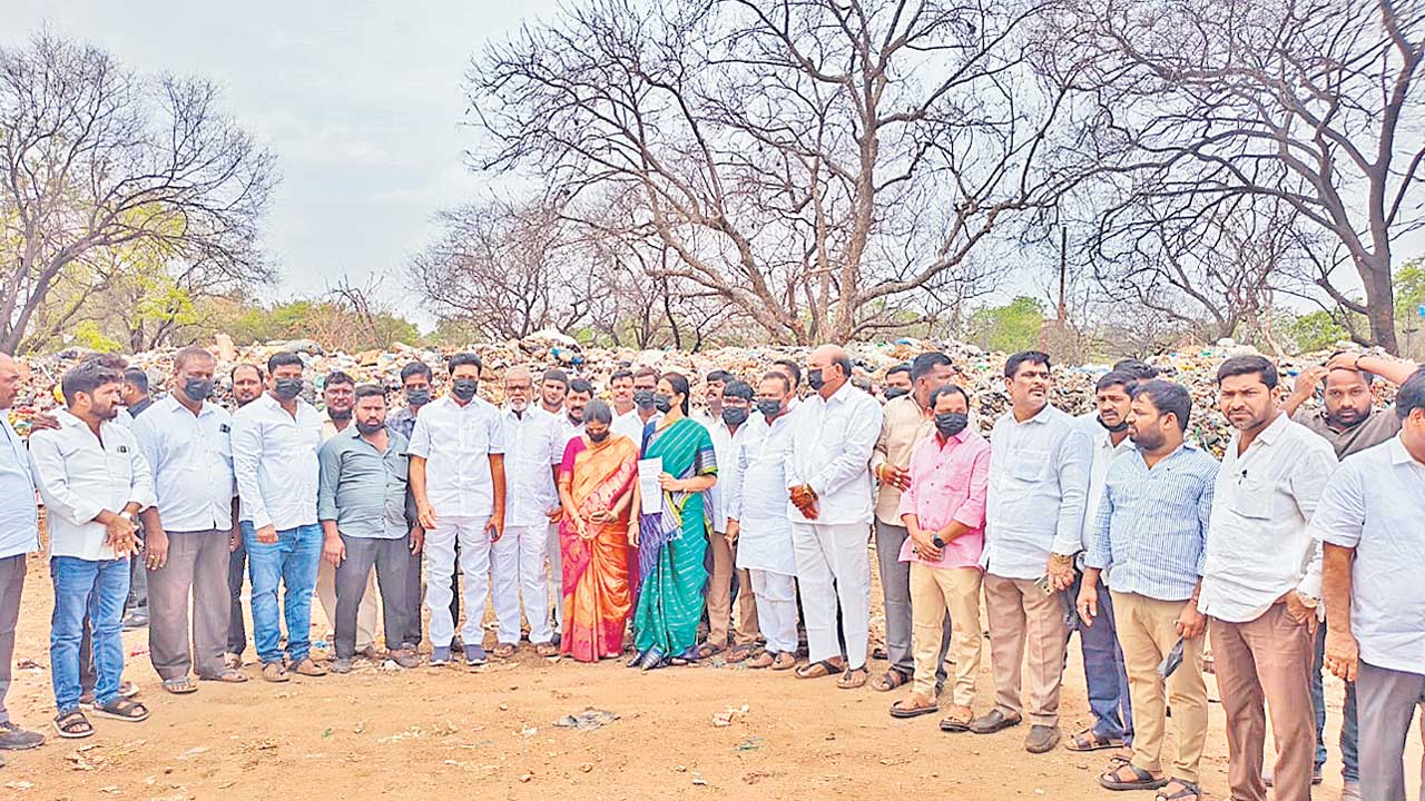 డంపింగ్‌ యార్డుతో గండిపేట నీళ్లు గరళమే..