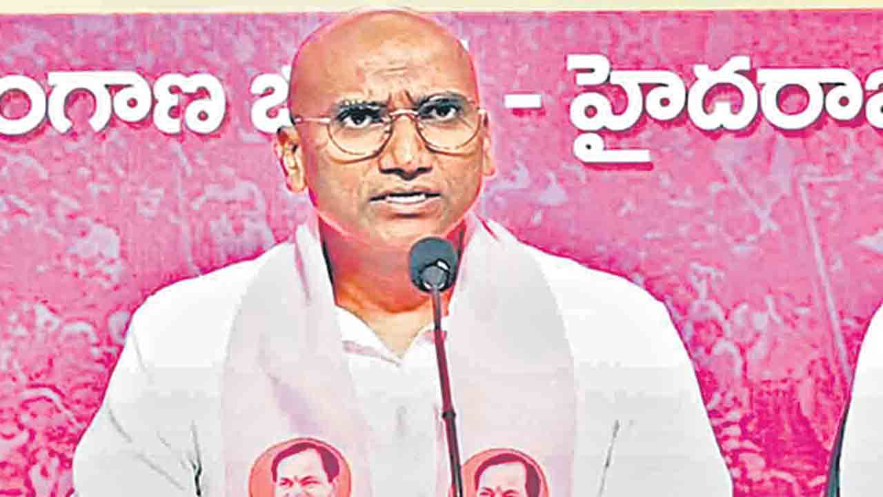 ఆర్‌ఎస్‌ ప్రవీణ్‌కు భద్రత కుదింపు.. 20 ఏండ్లుగా ఉన్న బుల్లెట్‌ప్రూఫ్‌ వాహనం వెనక్కి