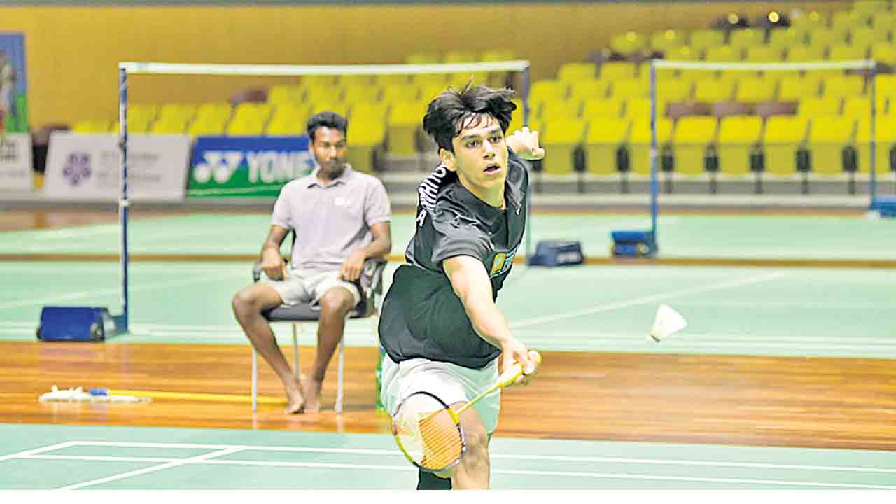 రౌనక్‌ సంచలనం.. ప్రపంచ ఆరో ర్యాంకర్‌కు షాక్‌