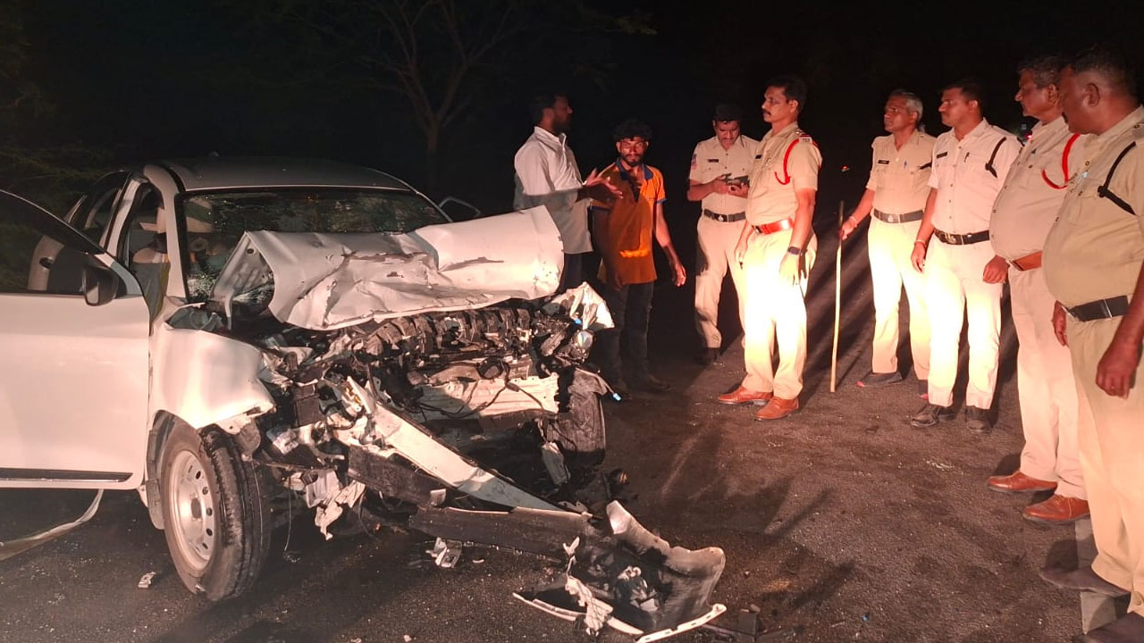 Nalgonda | రోడ్డు ప్రమాద ఘటన స్థలాన్ని పరిశీలించిన జిల్లా ఎస్పీ శరత్ చంద్ర పవార్