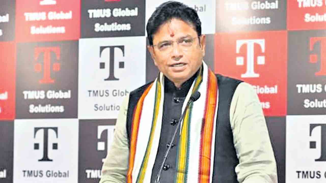 హైదరాబాద్‌లో టీ-మొబైల్‌ జీటీసీ.. ప్రారంభించిన మంత్రి శ్రీధర్‌ బాబు