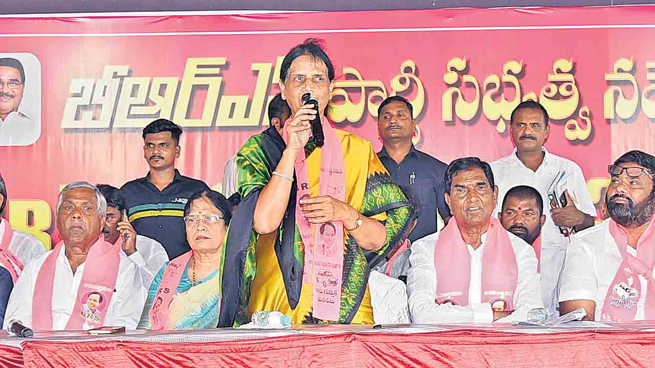 అబద్ధాలతో కాంగ్రెస్ కాలయాపన