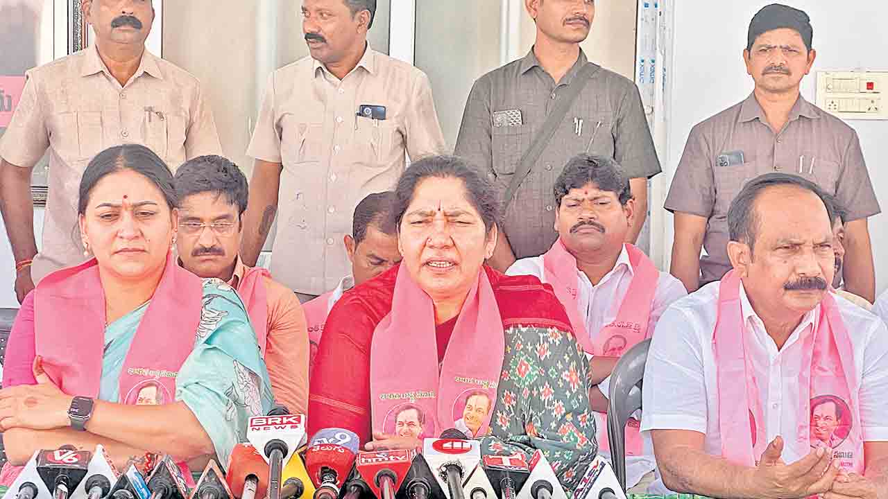 ప్రకృతిని భయపెడుతున్న కాంగ్రెస్‌ పాలన.. రాష్ట్రంలో కరువు ఛాయలు
