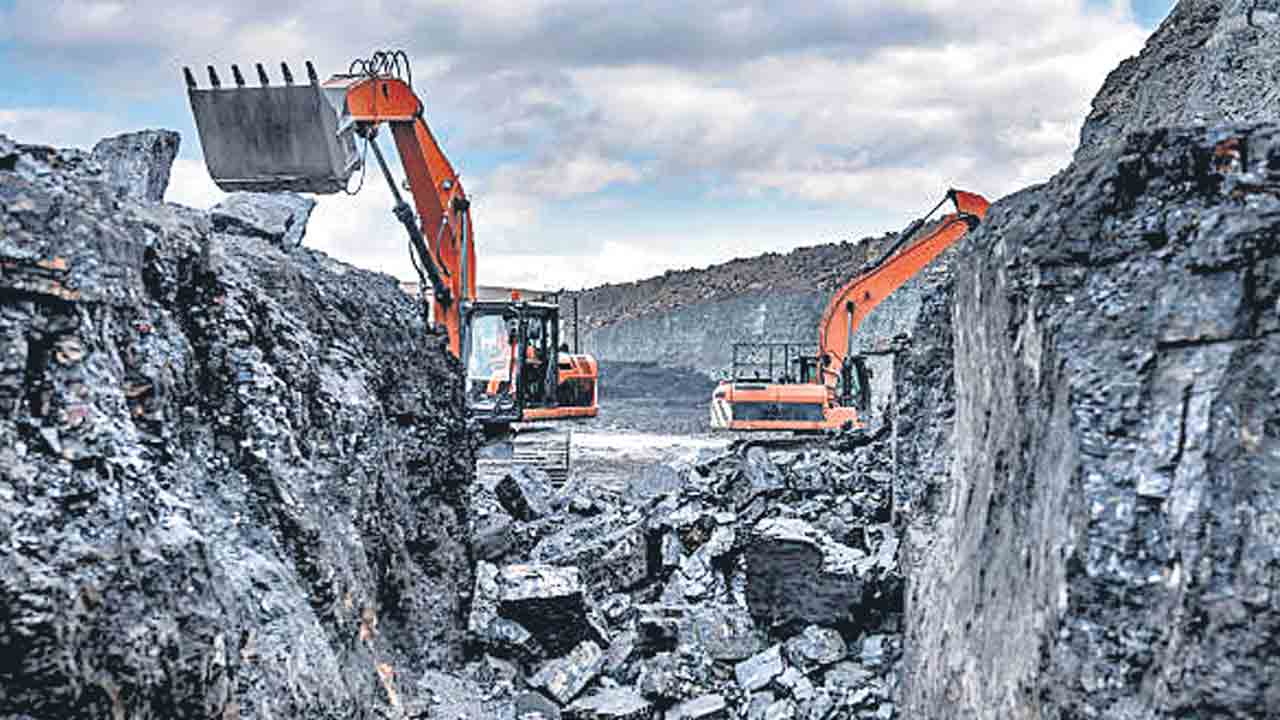 పీఆర్‌పీ చెల్లింపులో సర్కార్‌ అడ్డుపుల్ల.. 60 సార్లు విన్నపాలిచ్చినా బుట్టదాఖలు