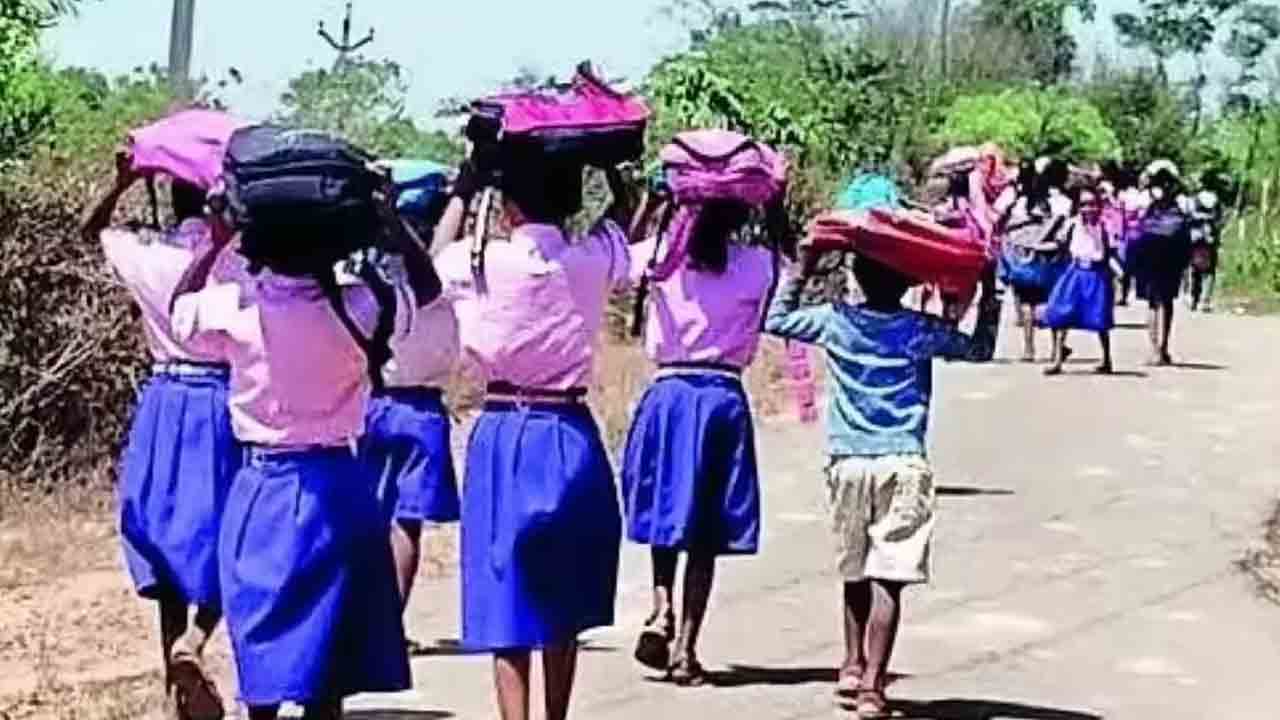 రేపటి నుంచి బడులు పునఃప్రారంభం