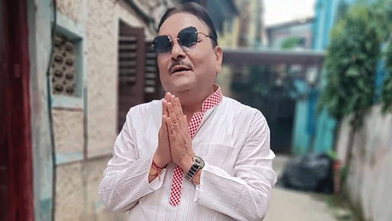 TMC MLA | తృణమూల్‌ ఎమ్మెల్యే మదన్‌మిత్ర కారుపై కోడిగుడ్లతో దాడి..!