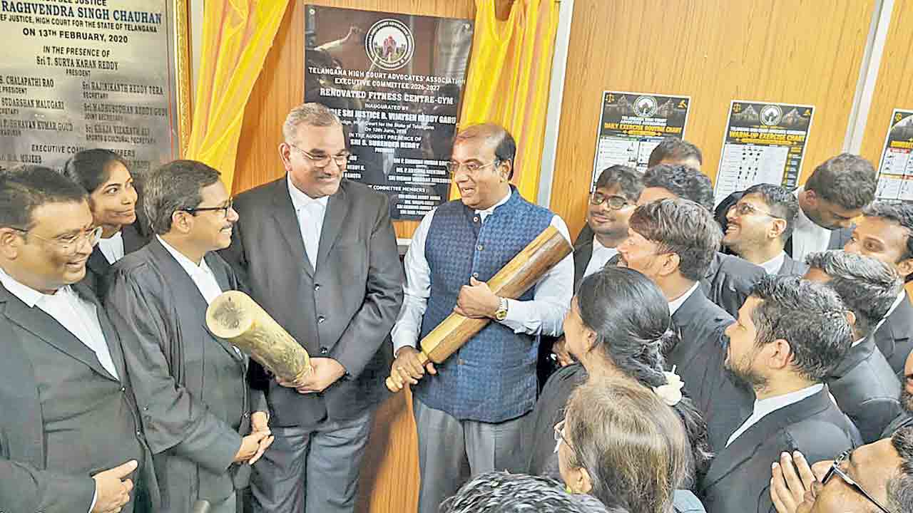 హైకోర్టు ప్రాంగణంలో జిమ్‌ ప్రారంభం