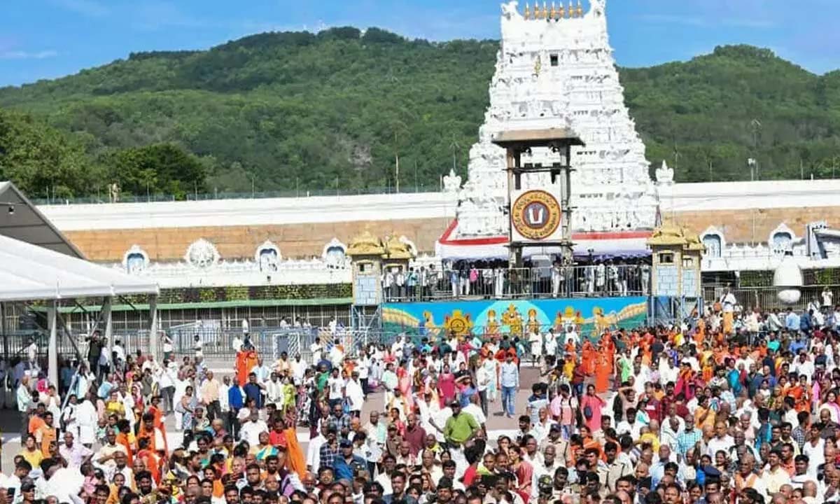 Tirumala | రికార్డు స్థాయిలో తిరుమలను దర్శించుకున్న భక్తులు