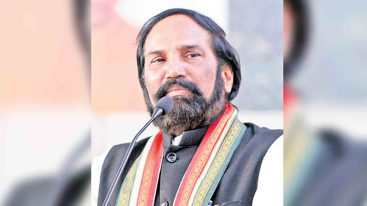 ఎట్టకేలకు కాంగ్రెస్‌ సర్కార్‌లో చలనం