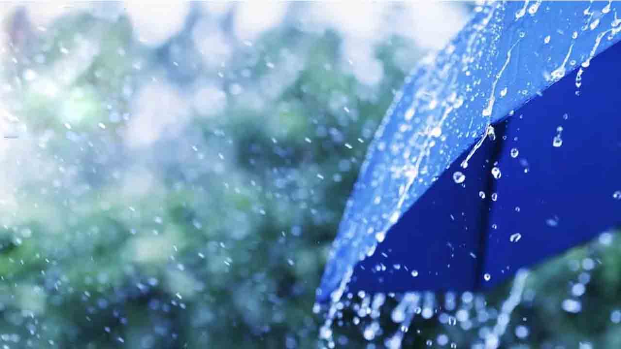 Rain | హైదరాబాద్‌లోని పలు ప్రాంతాల్లో వర్షం.. చల్లబడ్డ వాతావరణం