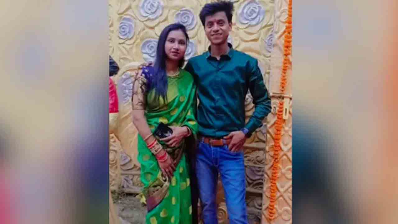 Woman Stabbed To Death | బైక్‌ పార్కింగ్‌పై వివాదం.. మహిళను కత్తితో పొడిచి   చంపిన పొరుగువారు, ఆమె భర్తకు గాయాలు