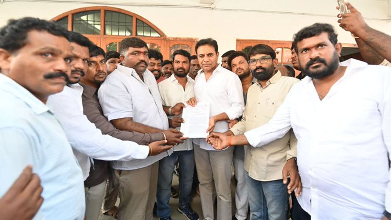 Hyderabad | కేటీఆర్‌కు సమస్యలు విన్నవించిన స్వచ్ఛ ఆటో రిక్షా టిప్పర్ కార్మికులు