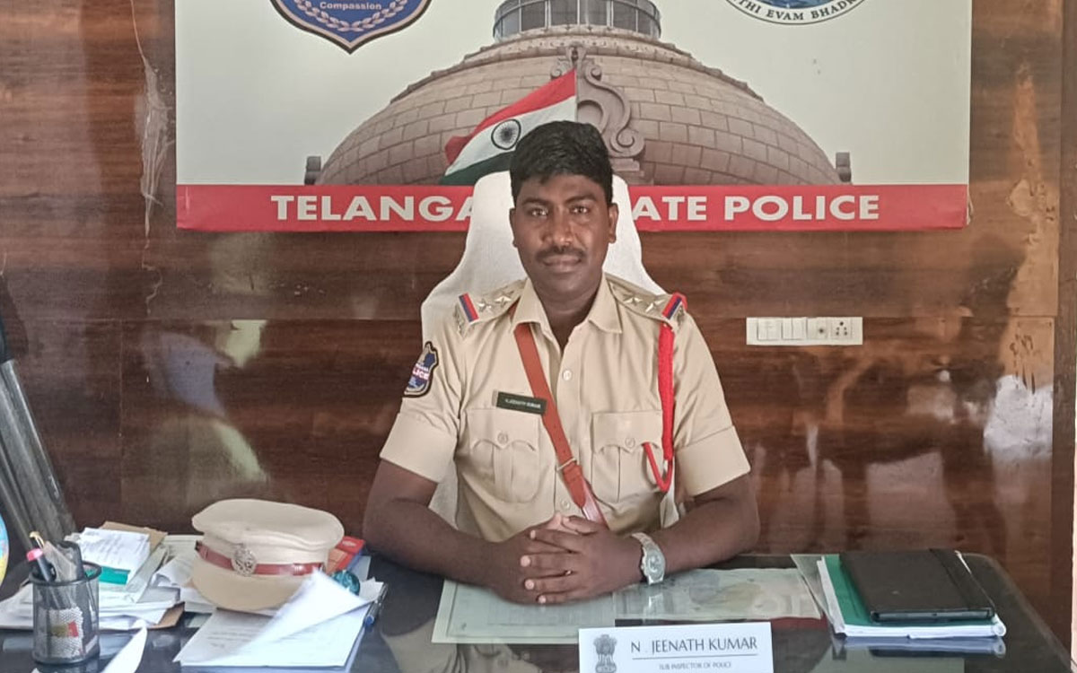 ​జూలూరుపాడు ఎస్ఐగా జీనత్ కుమార్ బాధ్యతల స్వీకరణ