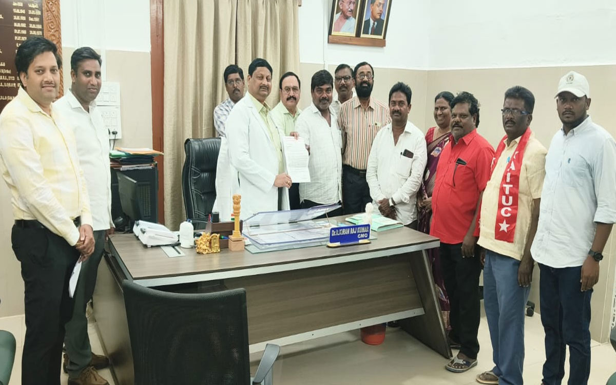 ‘కార్మిక ప్రాంతం రామవరంలో డిస్పెన్సరీ యధావిధిగా కొన‌సాగించాలి’