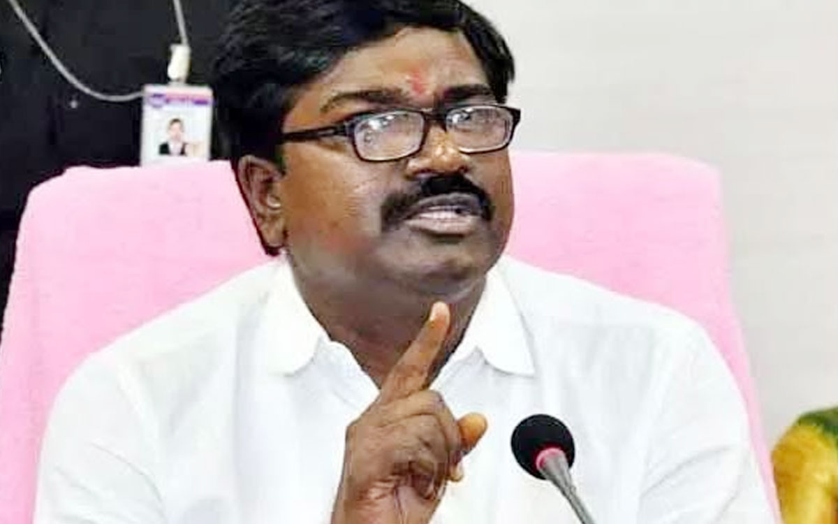 ‘బుగ్గపాడు భూ దోపిడీపై విచారణ జరిపించాలి’
