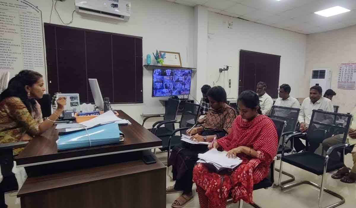 Ramagundam | పని చేయని కాంట్రాక్టర్లకు నోటీసులివ్వండి.. అదనపు కలెక్టర్ జే అరుణ శ్రీ