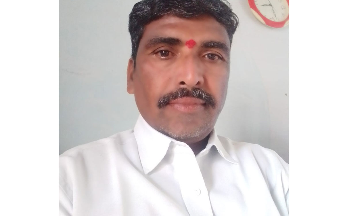 చిన్నరావులపల్లిలో స్పీడ్ బ్రేకర్లు ఏర్పాటు చేయాలి