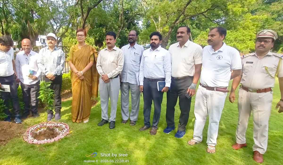 Singareni | సింగరేణి సందర్శించిన ఐఎఫ్ఎస్ అధికారి సోనీ బాలాదేవి