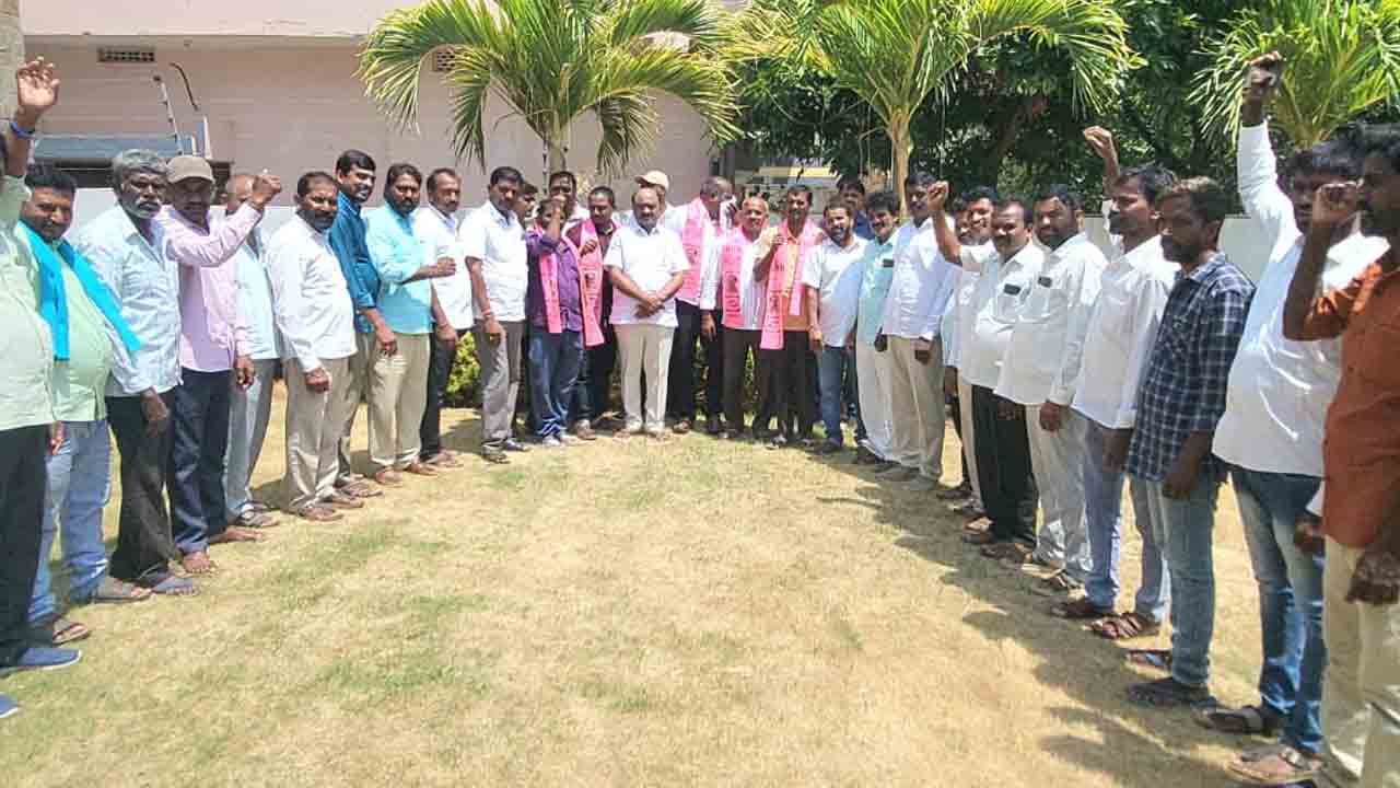 BRS | మొండ్రాయిలో కాంగ్రెస్ పార్టీకి షాక్..! గులాబీ గూటికి కాంగ్రెస్ నాయకులు
