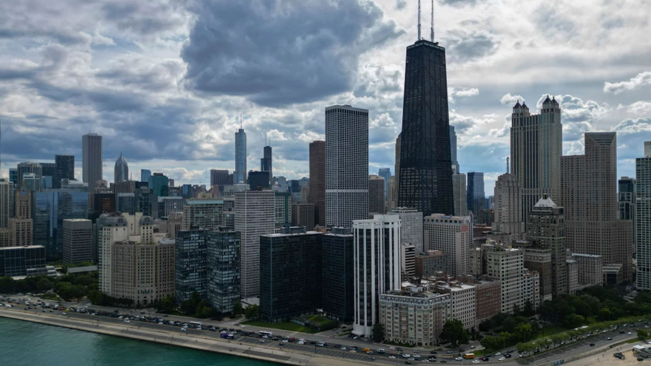 Chicago Attacks: చికాగోలో కాల్పుల ఘ‌ట‌న‌లు.. ఏడుగురు మృతి, 38 మందికి గాయాలు