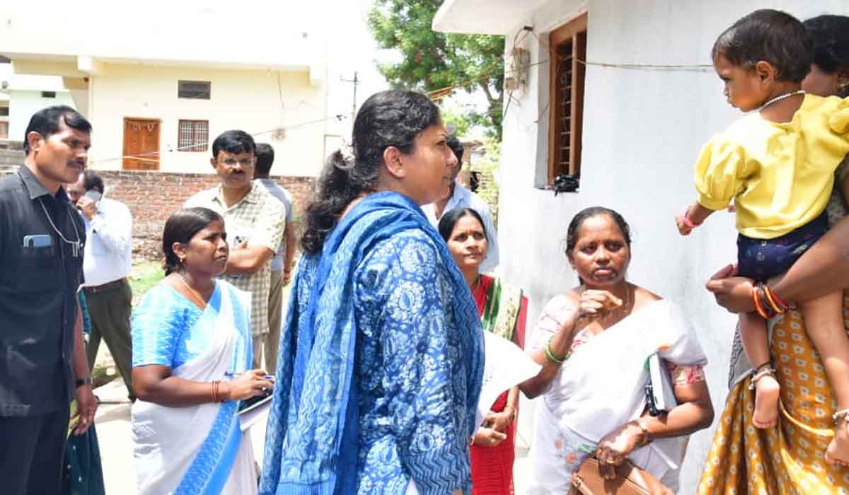 Collector Chitra Mishra | రెండు రోజుల్లో 100శాతం పల్స్ పోలియో పూర్తి చేయాలి.. కరీంనగర్‌ కలెక్టర్‌ చిత్రా మిశ్రా