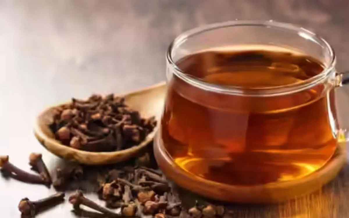 Clove Water | ల‌వంగాల నీళ్ల‌ను తాగితే అస‌లు ఏమేం ప్ర‌యోజ‌నాలు క‌లుగుతాయి.. ప్ర‌చారంలో ఉన్న దాంట్లో వాస్త‌వ‌మెంత‌..?