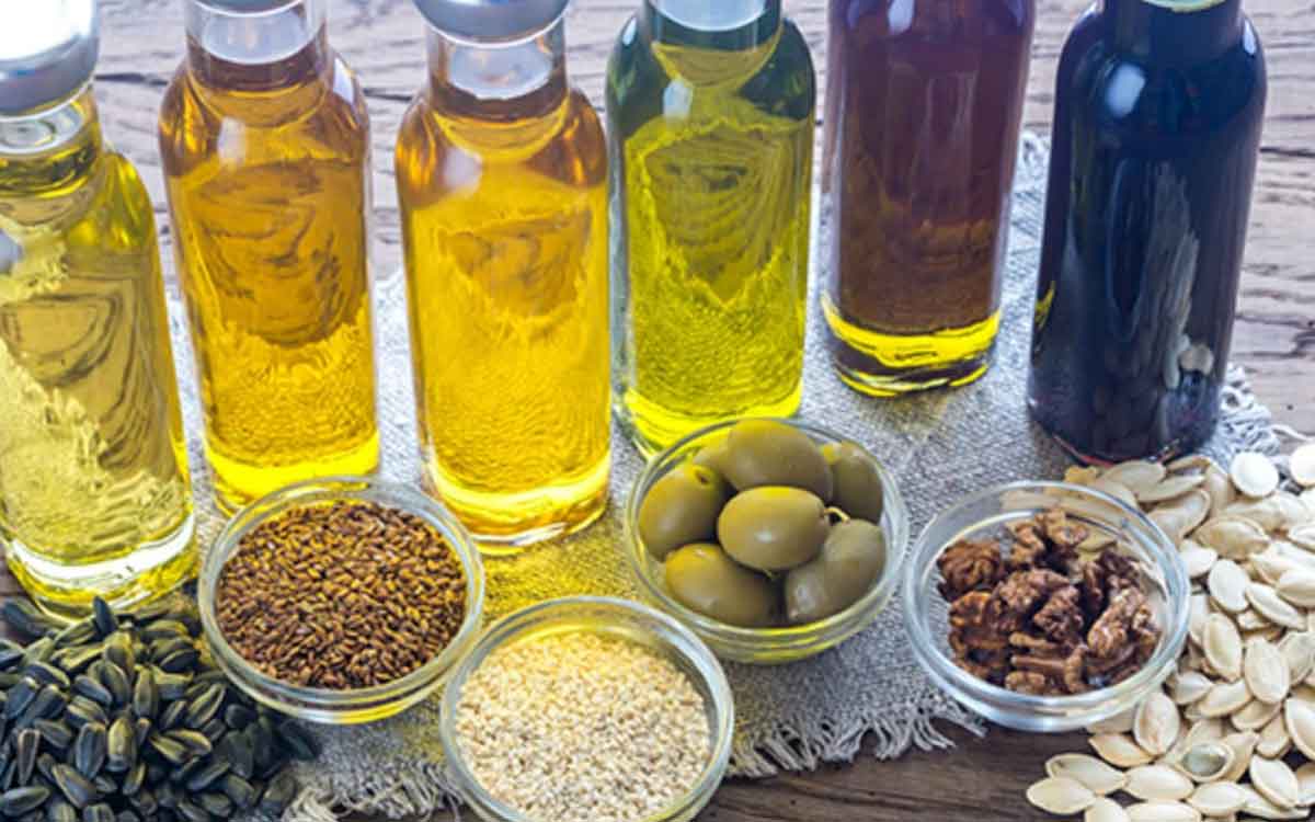 Cooking Oil | ఒకే వంట నూనె క‌న్నా, వివిధ ర‌కాల నూనెల‌ను క‌లిపి వాడితే మంచిది.. కార‌ణాలు చెబుతున్న నిపుణులు..