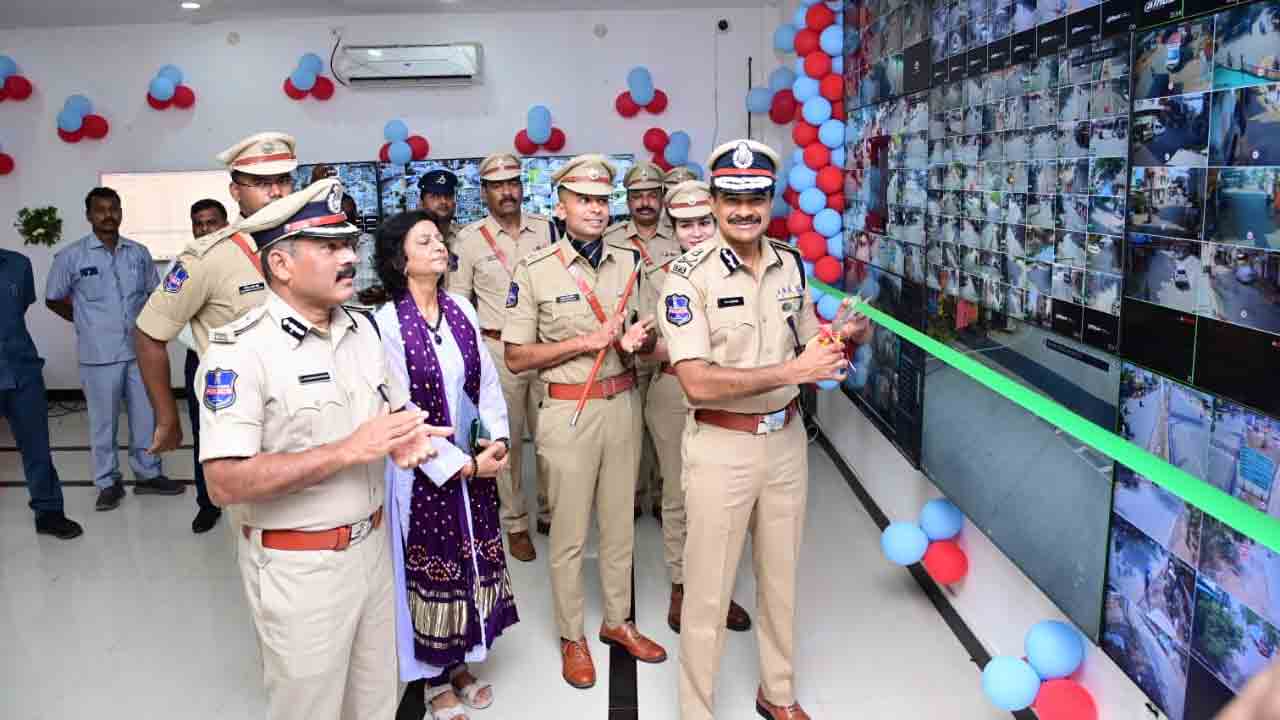 DGP CV Anand | ఆదిలాబాద్‌ జిల్లాలో సీసీ కెమెరాలను ప్రారంభించిన డీజీపీ సీవీ ఆనంద్‌