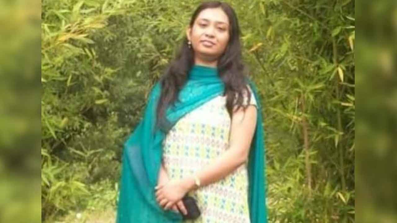 Professor Murdered:  ఫ్లాట్ లాక్ చేసి ఉంది.. గ‌ది లోప‌ల మ‌హిళా ప్రొఫెస‌ర్ హ‌త్య
