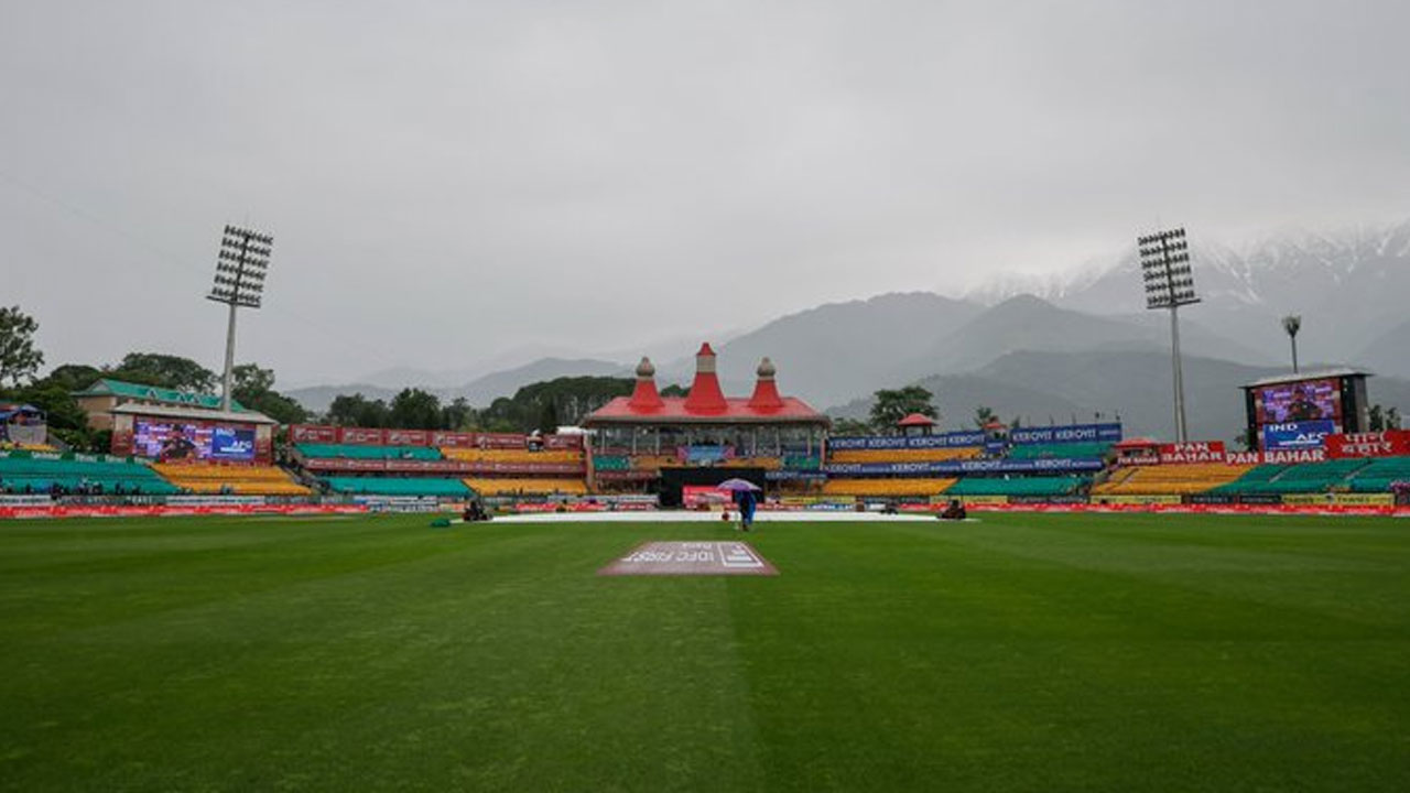 India vs Afghanistan: ఆఫ్ఘ‌నిస్తాన్‌తో తొలి వ‌న్డే.. వ‌ర్షం వ‌ల్ల టాస్ ఆల‌స్యం