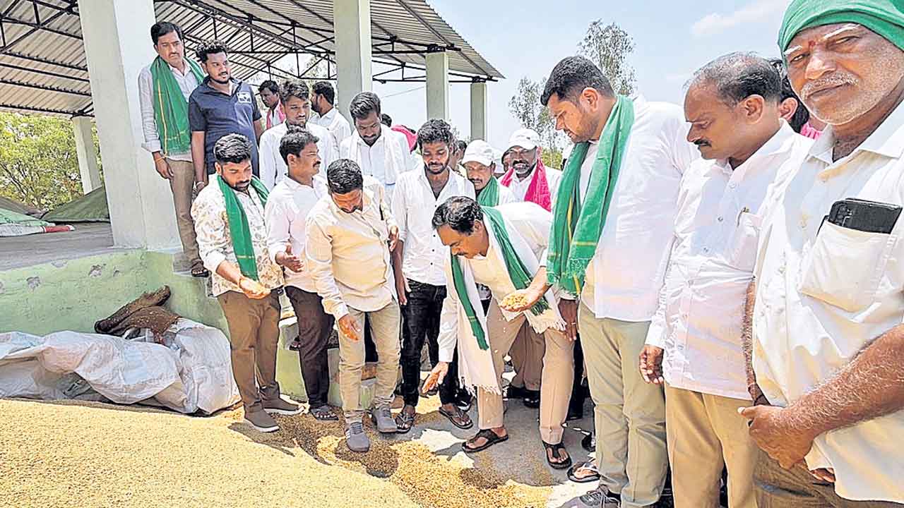 ధాన్యం కొనుగోలులో సమస్యల్లేవని నిరూపిస్తే రాజకీయ సన్యాసం